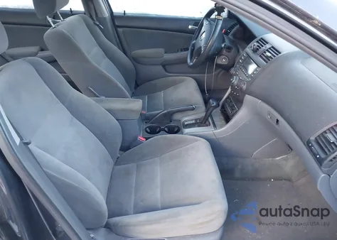 2004 Honda Accord 2.4 Ex from USA, damaged, VIN 1HGCM56604A137726